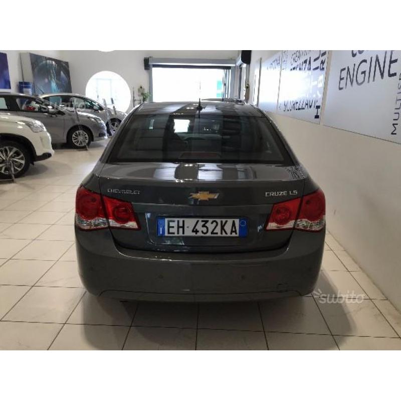 CHEVROLET Cruze 1.8 LS GPL berlina - 2011