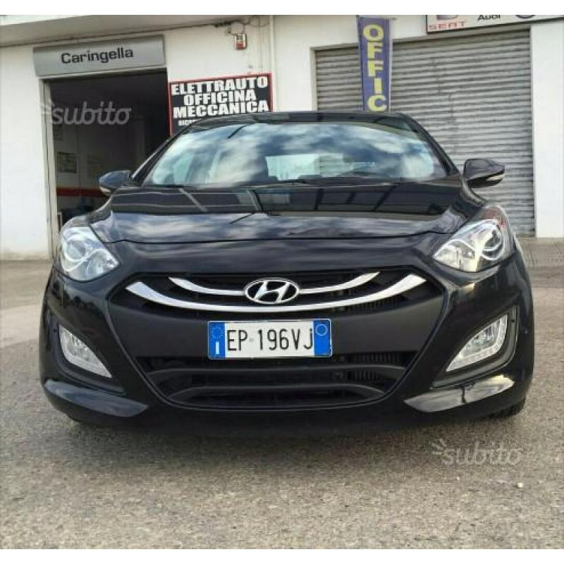 HYUNDAI i30 STYLE Automatica con km.79.000 certif