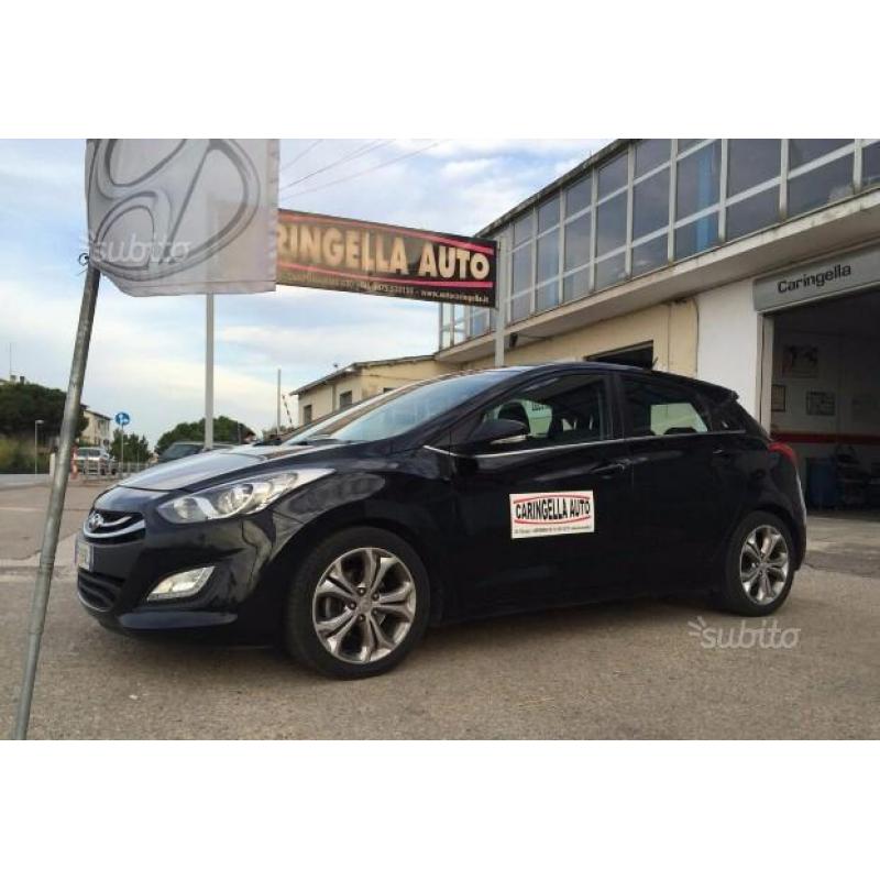 HYUNDAI i30 STYLE Automatica con km.79.000 certif