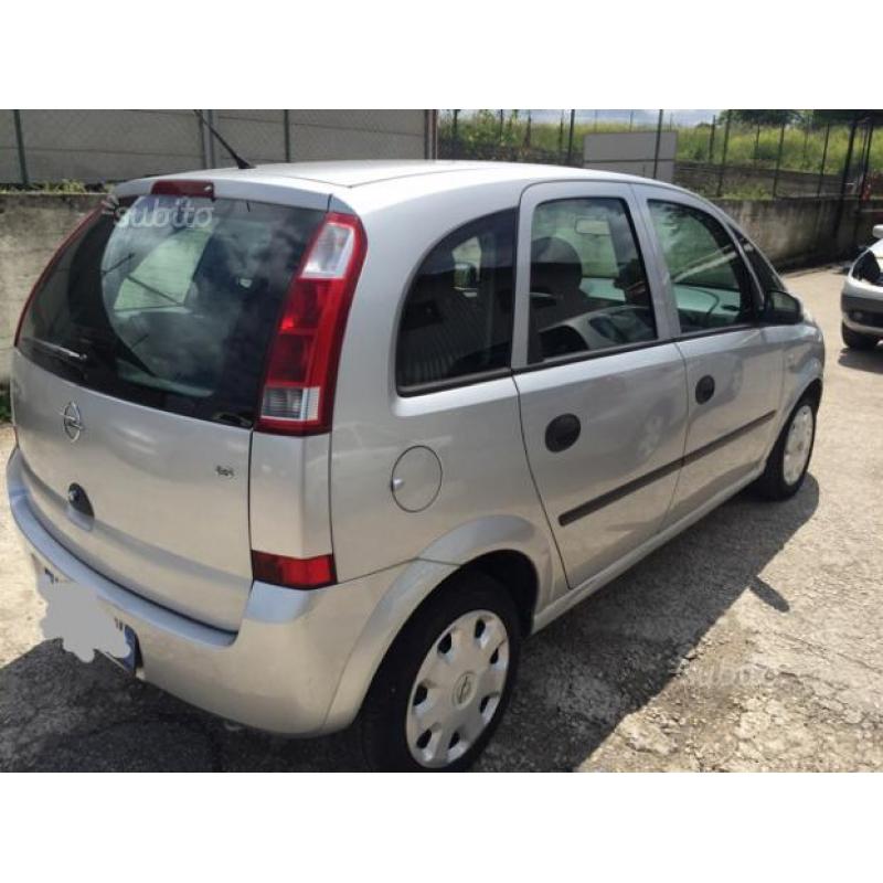 Meriva 1.6 benzina full nuova prezzo regalooo oggi