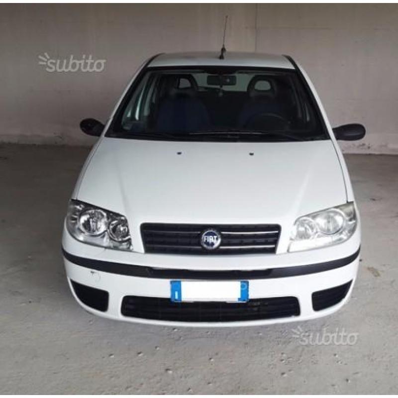 FIAT Punto 1.3 M.JET 5 PORTE 2004