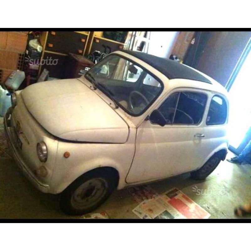 FIAT 500 "8 bulloni" - Anni 60