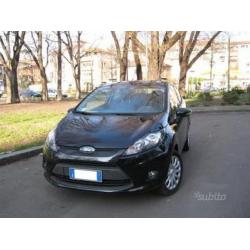 FORD Fiesta + 1.4 TDCi 68 CV 3p.