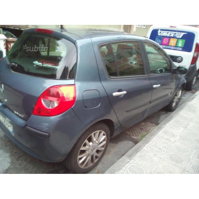 RENAULT Clio 4ª serie - 2005