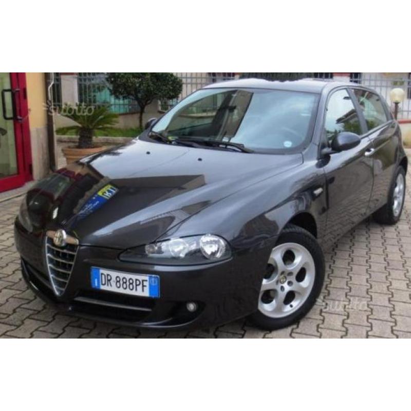 ALFA ROMEO 147 1.9 JTD (120) 5 porte Progression