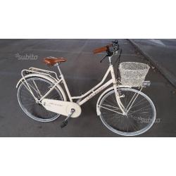 Bicicletta da donna Holland da 26 beige con cesto