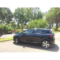 RENAULT CLIO 2014 28000km Costume National