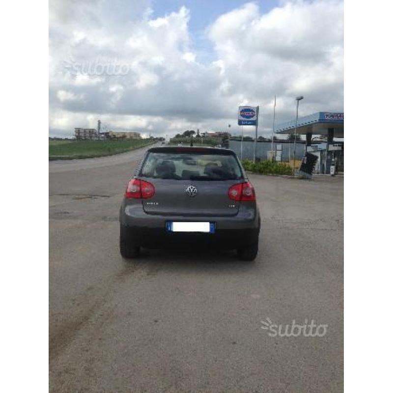 VOLKSWAGEN Golf 5 TDI