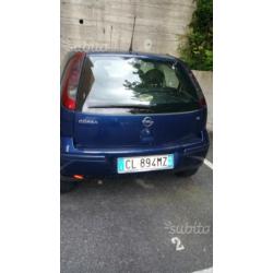 Vendita Opel corsa 1200 benzina