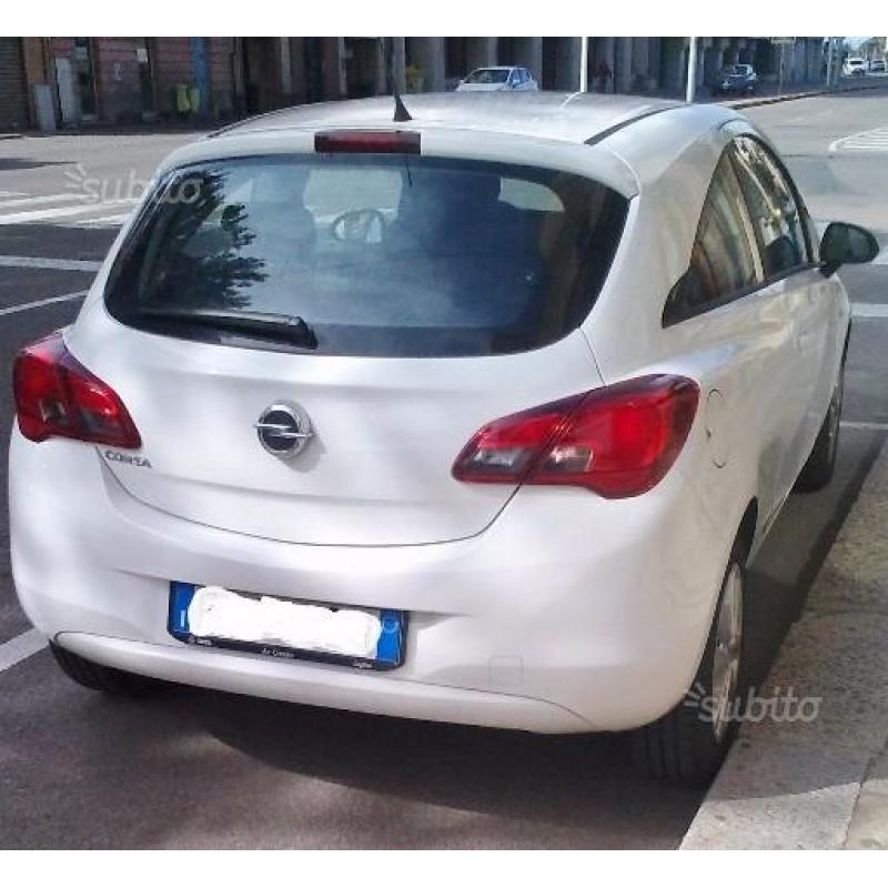 OPEL Corsa 5ª serie - 2015