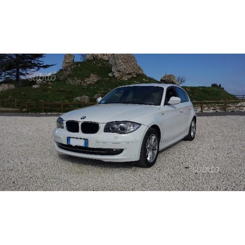 BMW Serie 1 (E87) - 2011