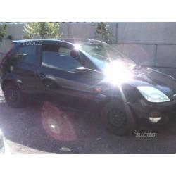 Ford fiesta 3porte sportiva ideale neopatentati