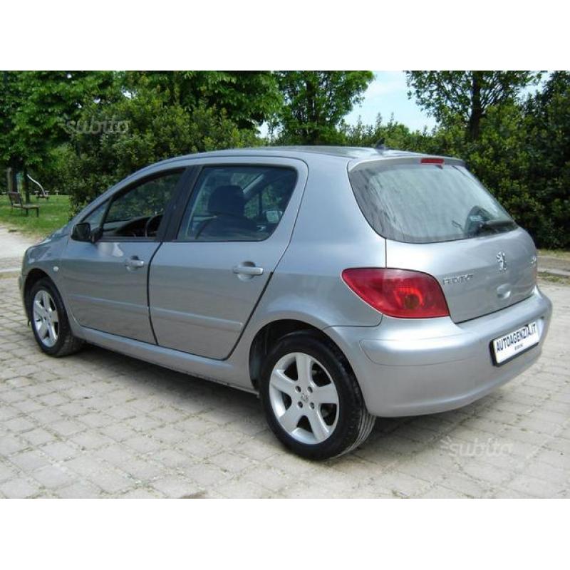 PEUGEOT 307 2.0 HDi FAP 5p. XS