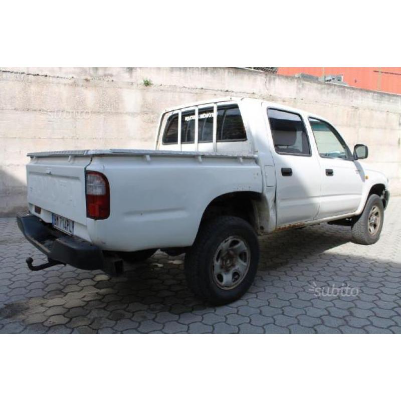 TOYOTA HiLux 2.4TD 4x4 Double Cab