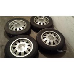 4 cerchi in lega da 15 originale audi a4