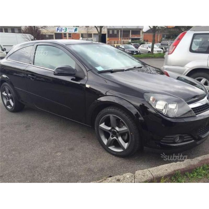 Opel Astra GTC Cosmo 1.7 Diesel anno 2009