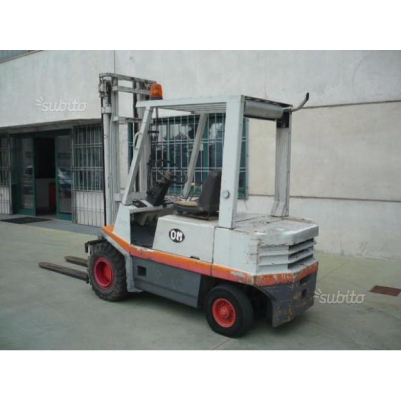 Carrello elevatore,muletto,usato,OM DI 30C, diesel