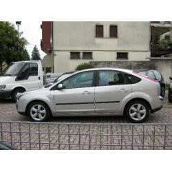 FORD Focus 2/Focus C-Max - 2005