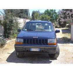 JEEP Grand Cherokee - 2001 Z8Y5a