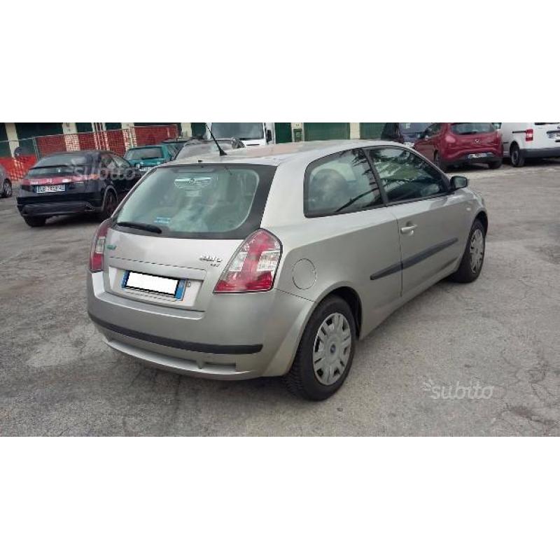 FIAT Stilo 1.8 Benzina ( KM 80.000 ) - 2002