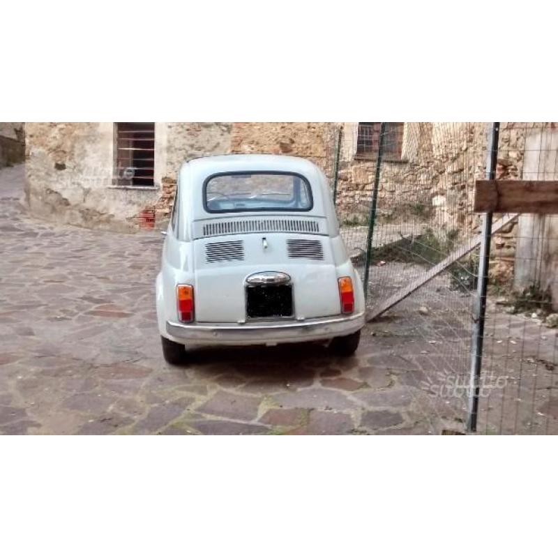 FIAT 500 F.110 del 1967 targhe nere