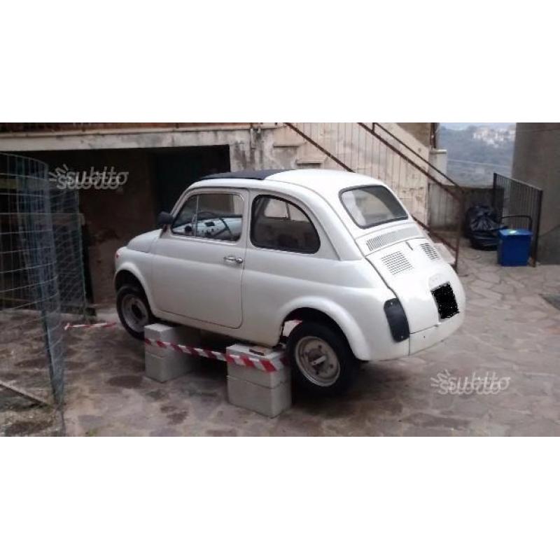 FIAT 500 F.110 del 1967 targhe nere