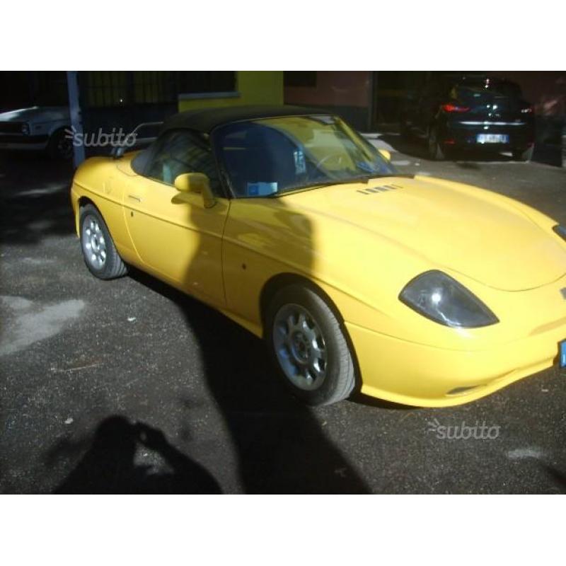 FIAT barchetta giallo ginestre permuta