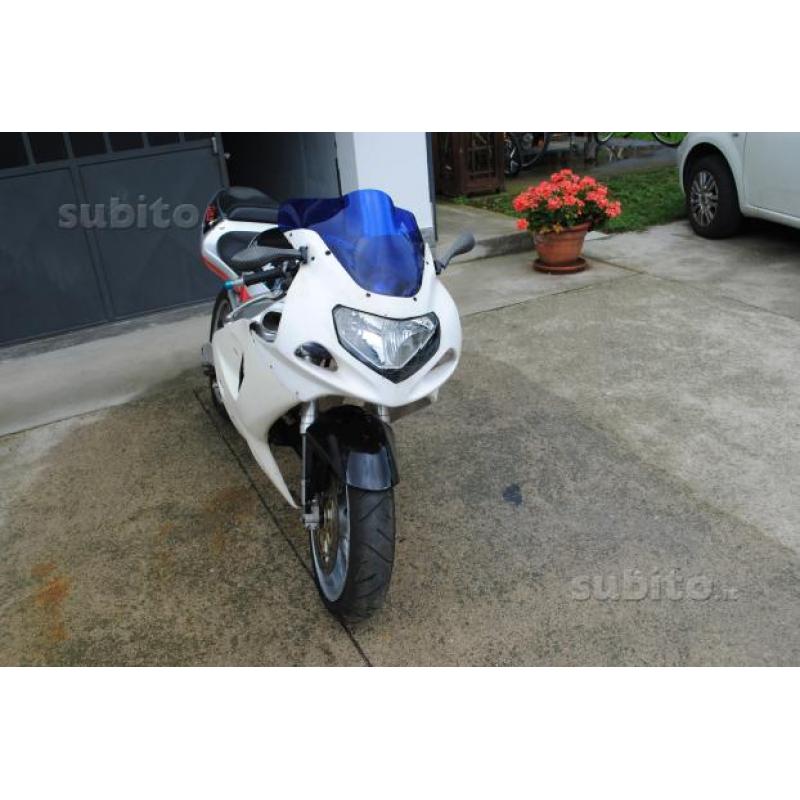 Gsx-r 750 00-03