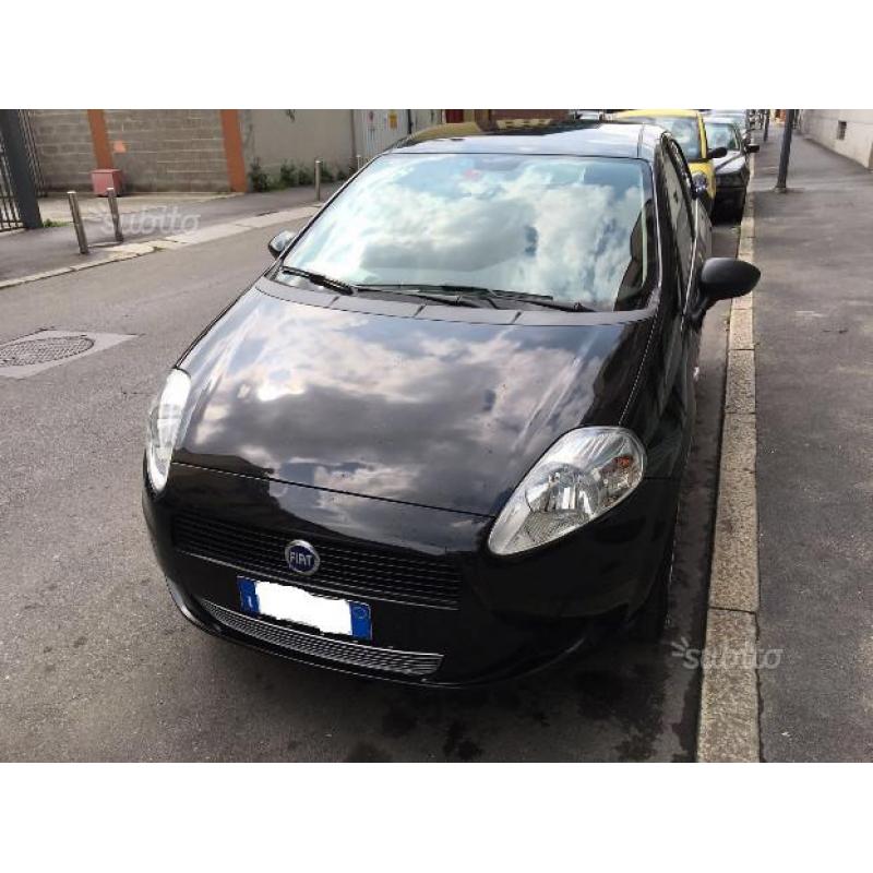 FIAT Grande Punto - 2009