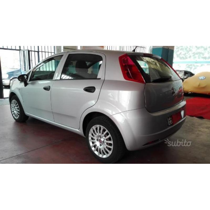 Fiat grande punto LEGGI BENE