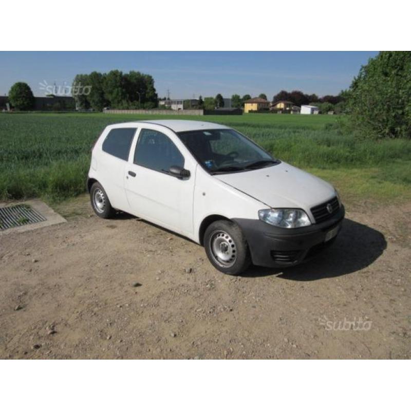 FIAT Punto 1.3 MJT 16V 3p. 2p.ti Autocarro - mot