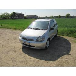 TOYOTA Yaris 1.0i 16V cat 3 porte Sol