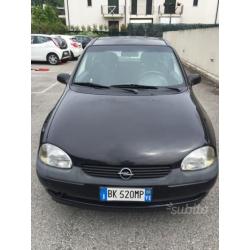 Opel Corsa 1.0 40 kw compreso passaggio