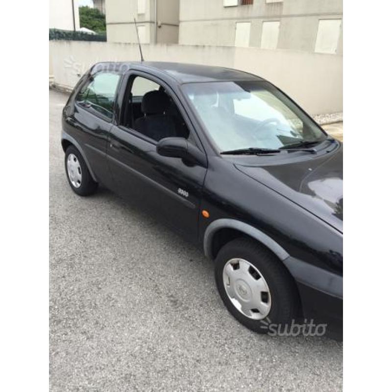 Opel Corsa 1.0 40 kw compreso passaggio