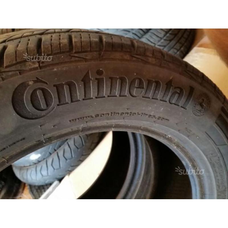 Gomme 215/60/17