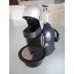 Macchina caffé Nespresso Krups modell FNA1 capsule