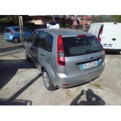 FORD Fiesta 1.2 Benzina /Gpl anno 2003