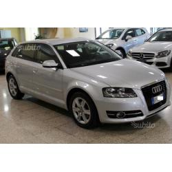 Audi a3 1.6 tdi 105cv attraction 2013