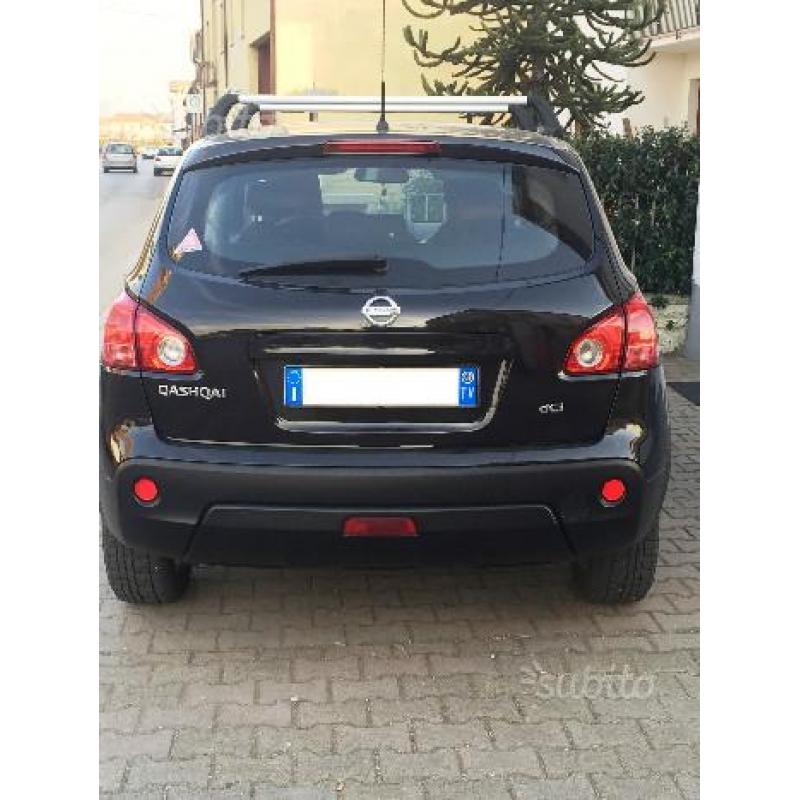 NISSAN Qashqai 2.0 dCi DPF NAVI 4WD Tekna