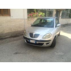 Lancia ypsilon 12benz 8valv Gpl full