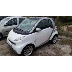 SMART fortwo 2ª serie 1.0 BENZINA KM 61766 2P 2009