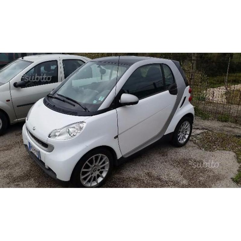 SMART fortwo 2ª serie 1.0 BENZINA KM 61766 2P 2009