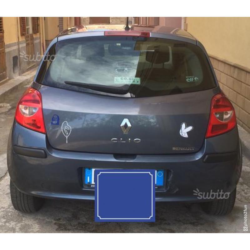 Compreso passaggio Renault Clio 1.2 75cv 5p euro 4