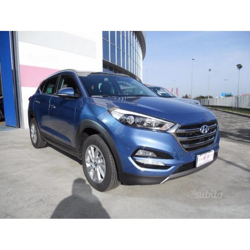 HYUNDAI Tucson 1.7 CRDi XPossible ** ALTRI COLOR