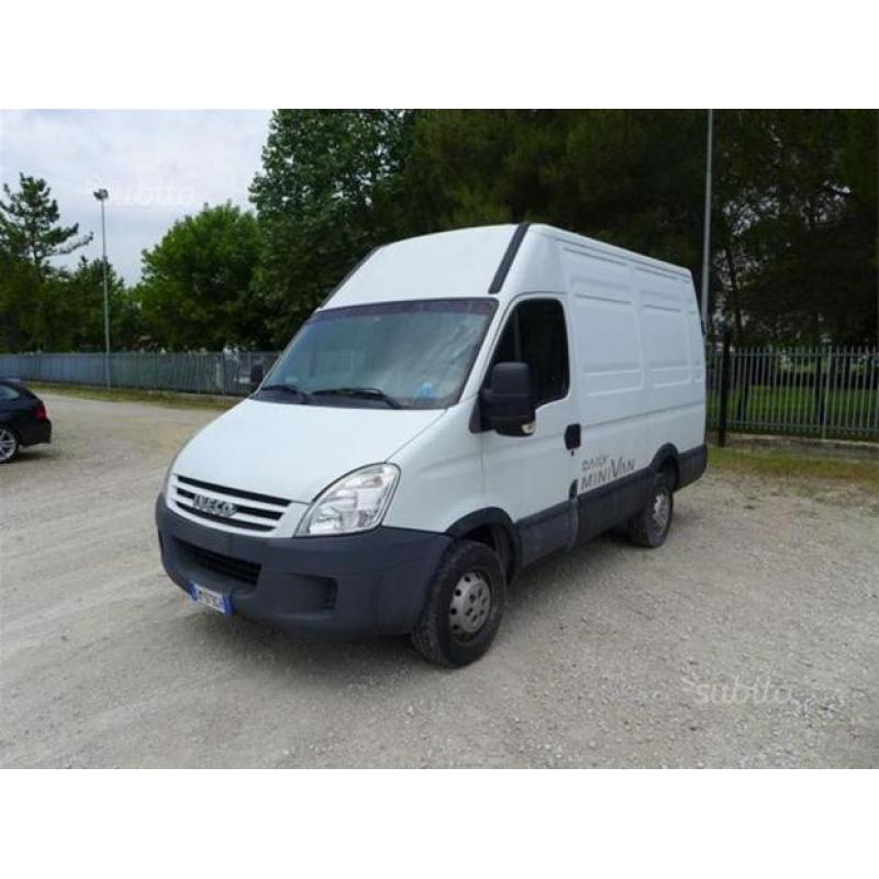 IVECO Daily 35C12V/BarT 2.3 Hpi PM-TA-RG Furg.