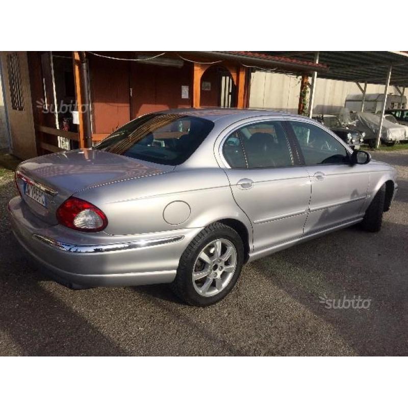 Jaguar X-Type 2.2 Td(FULL OPTIONAL-GARANTITA)