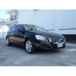 VOLVO V60 1.6 D2 PERFETTA KM Documentati VOLVO