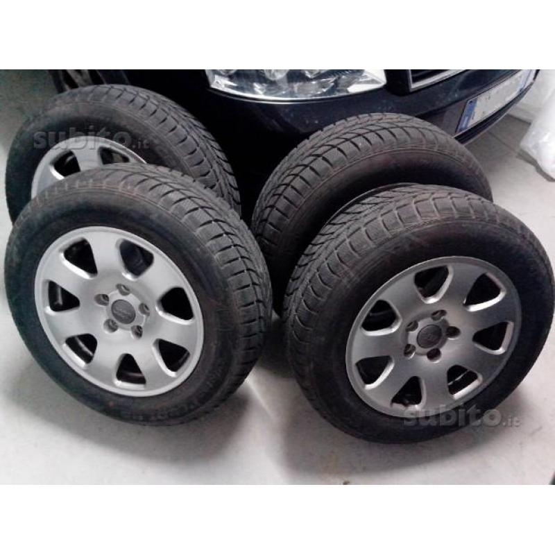 Gomme Termiche 195/65 R15 Pari al Nuovo Cerchi