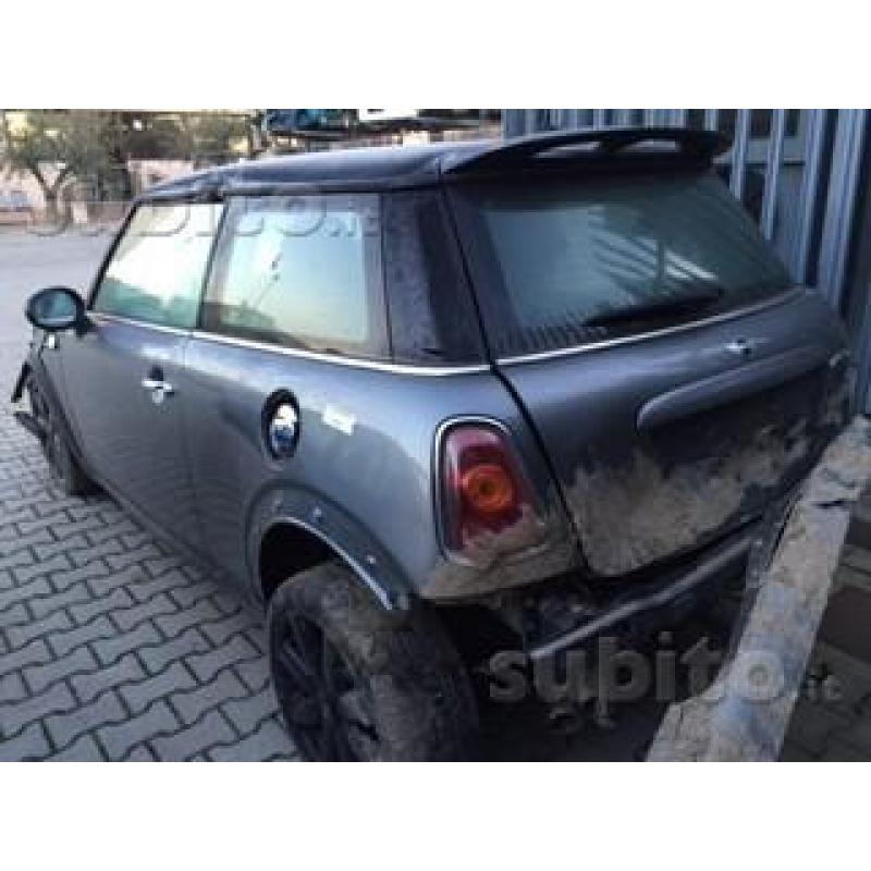 Mini (R55-R56) 2009 1.600cc benzina N14B16A