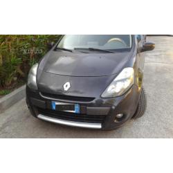 RENAULT Clio 3ª serie - 2010